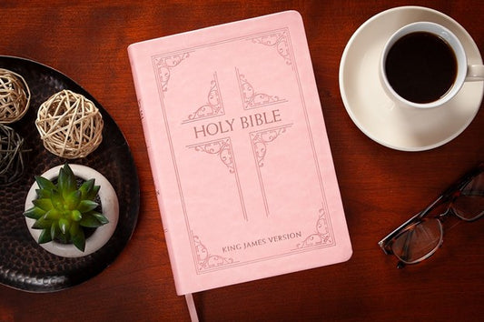 Kjv Bible - Giant Print Blush
